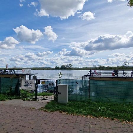 Hausboote Unteres Odertal Hausboot Kranich Hotel Schwedt Buitenkant foto