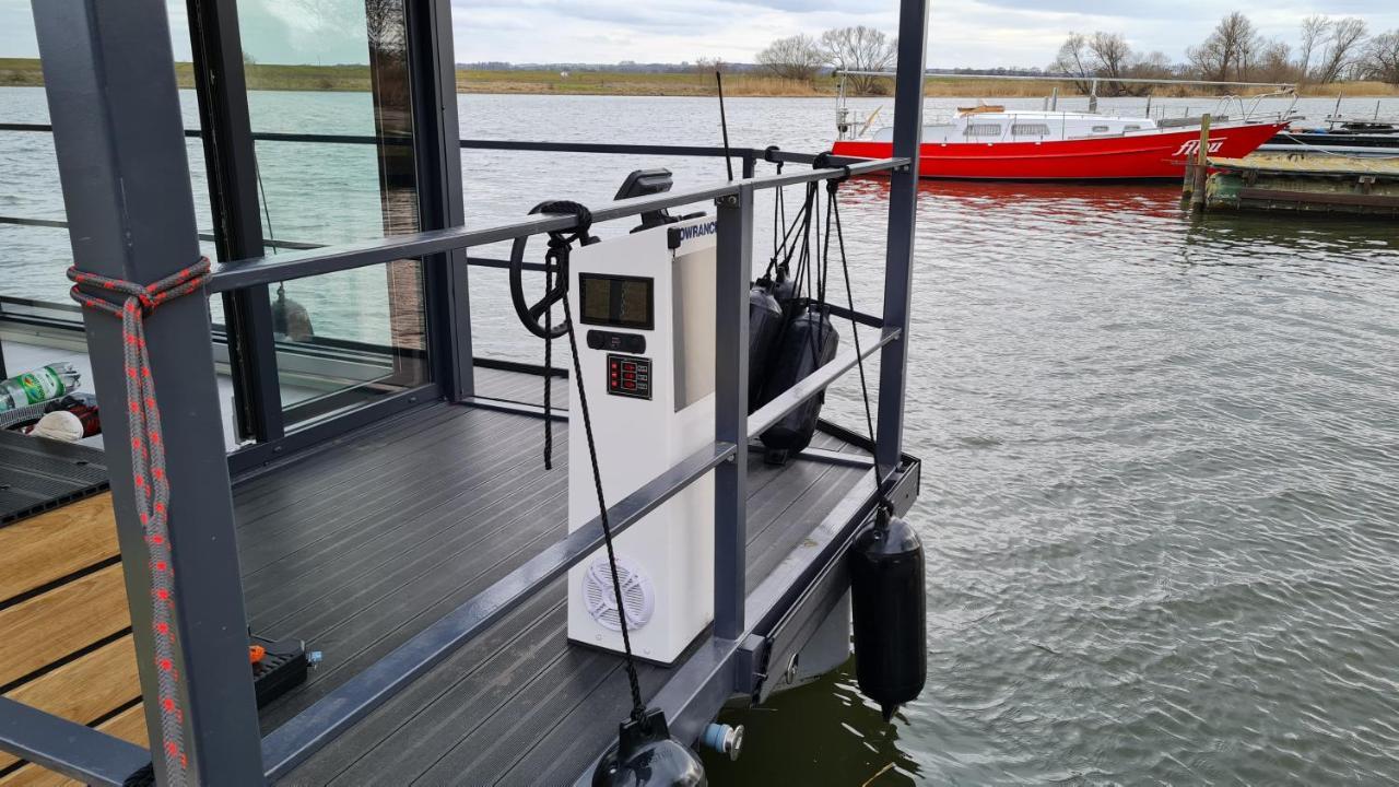 Hausboote Unteres Odertal Hausboot Kranich Hotel Schwedt Buitenkant foto