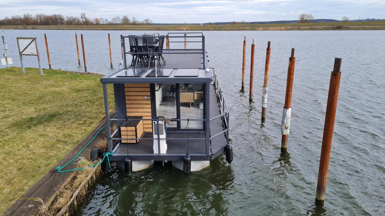 Hausboote Unteres Odertal Hausboot Kranich Hotel Schwedt Buitenkant foto