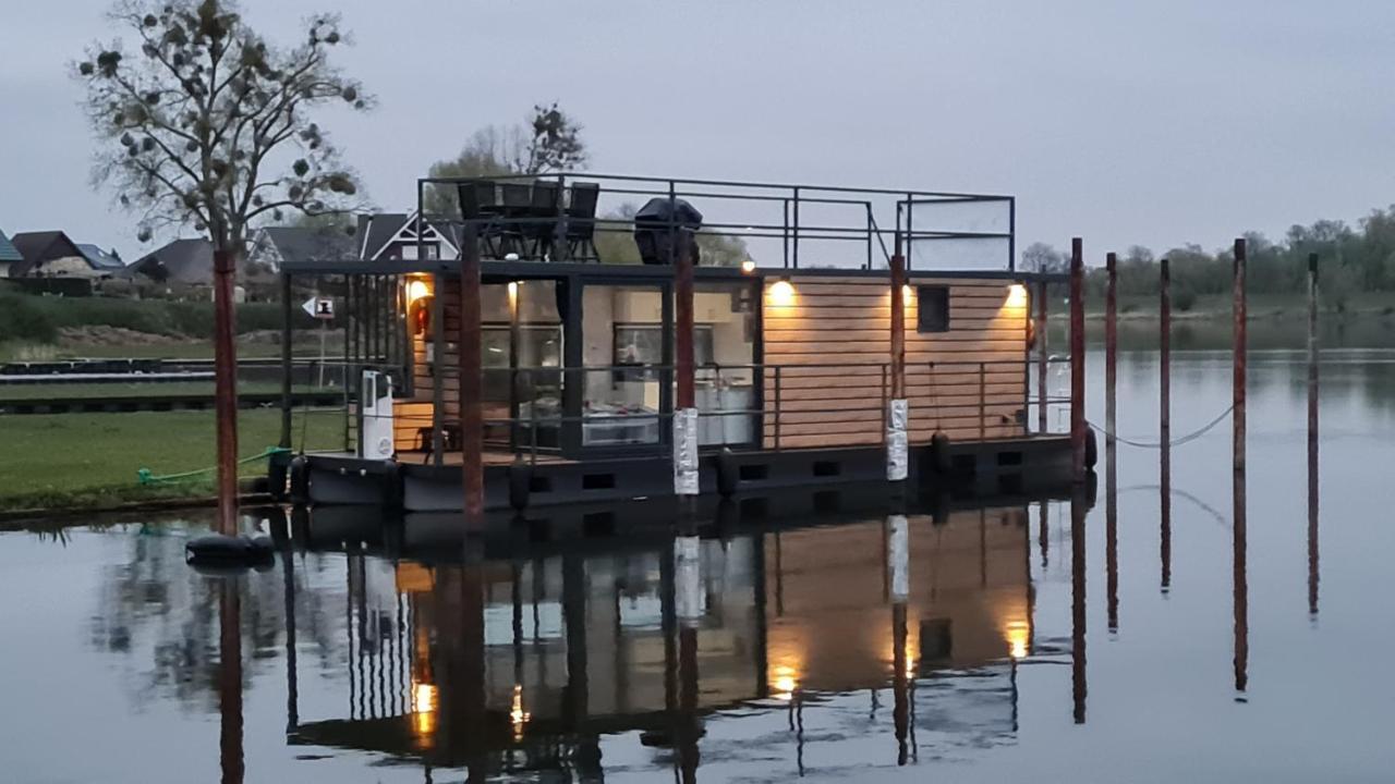 Hausboote Unteres Odertal Hausboot Kranich Hotel Schwedt Buitenkant foto